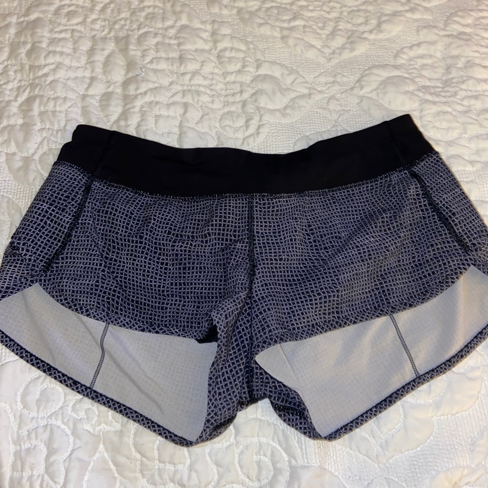 Lulu lemon speed short
